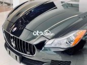 Bán xe Maserati Quatroporte năm 2016, màu đen, giá thanh lý