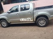 Bán Toyota Hilux 2.5E MT năm sản xuất 2013, màu bạc, xe nhập 