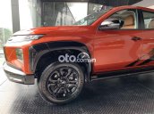 Cần bán xe Mitsubishi Triton sản xuất năm 2022, màu đỏ, xe nhập giá cạnh tranh