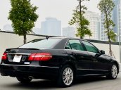 Cần bán lại xe Mercedes E300 sản xuất năm 2011, màu đen, 699tr