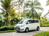 Cần bán Ford Tourneo Titanium năm sản xuất 2021