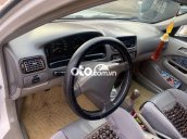 Cần bán xe Toyota Corolla Altis năm 1998, màu trắng