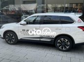 Cần bán Mitsubishi Outlander 2.0 CVT Demo năm 2021, màu trắng giá cạnh tranh