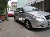 Cần bán Chevrolet Aveo MT năm sản xuất 2012, màu bạc, nhập khẩu