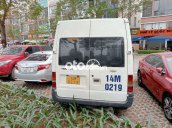 Bán xe Ford Transit tiêu chuẩn năm 2004, màu trắng, giá tốt