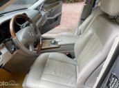 Cần bán lại xe Mercedes E300 năm sản xuất 2011, giá 665 triệu