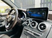 Cần bán gấp Mercedes GLC 300 4MATIC sản xuất năm 2016