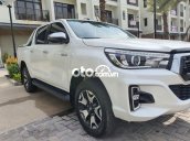 Bán Toyota Hilux năm 2019, màu trắng, xe nhập, 912tr