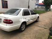 Bán Toyota Corolla năm sản xuất 2001, màu trắng