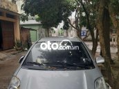 Cần bán xe Toyota Yaris sản xuất 2007, màu bạc số sàn