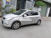 Cần bán Hyundai i20 năm sản xuất 2010, màu bạc, xe nhập 