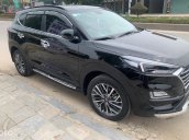 Cần bán gấp Hyundai Tucson 2.0 đặc biệt, sản xuất 2021, màu đen như mới