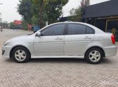 Cần bán Hyundai Verna năm 2010, màu bạc, nhập khẩu nguyên chiếc số tự động