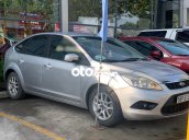 Bán Ford Focus 1.8 AT năm sản xuất 2010, màu bạc số tự động