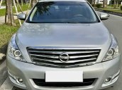 Bán Nissan Teana 2.0AT sản xuất 2010, màu bạc, xe nhập