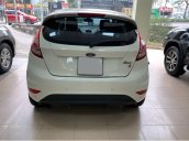 Bán ô tô Ford Fiesta 1.5AT Titanium sản xuất năm 2018, màu trắng chính chủ, giá tốt