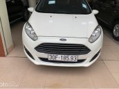 Bán ô tô Ford Fiesta 1.5AT Titanium sản xuất năm 2018, màu trắng chính chủ, giá tốt