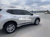 Bán ô tô Nissan X trail 2.0 SL 2WD sản xuất năm 2019, màu bạc, giá tốt