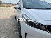 Bán Kia Cerato 1.6MT năm sản xuất 2018, màu trắng, xe nhập