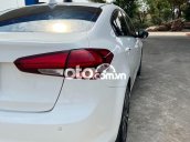 Bán Kia Cerato 1.6MT năm sản xuất 2018, màu trắng, xe nhập