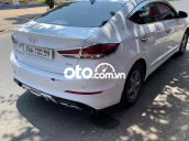 Bán Hyundai Elantra GLX 1.8MT sản xuất năm 2017, màu trắng