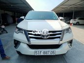 Xe Toyota Fortuner năm sản xuất 2017, màu trắng, nhập khẩu còn mới