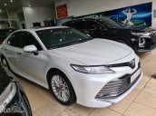 Cần bán xe Toyota Camry 2.5Q năm sản xuất 2020, màu trắng, nhập khẩu nguyên chiếc