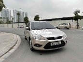 Cần bán Ford Focus năm 2010, màu bạc, giá chỉ 230 triệu