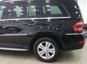 Bán ô tô Mercedes GL 450 sản xuất năm 2008, màu đen còn mới, giá 690tr