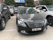 Bán Toyota Camry 2.5Q sản xuất năm 2013, màu đen, giá 650tr