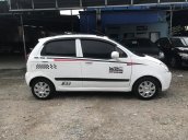 Cần bán Chevrolet Spark sản xuất 2009, màu trắng