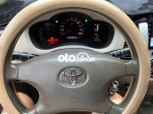 Bán Toyota Innova 2.0G sản xuất năm 2011, màu bạc, 295tr