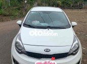 Cần bán gấp Kia Rio 1.4MT năm 2017, màu trắng, xe nhập xe gia đình