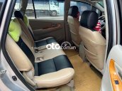 Bán Toyota Innova 2.0G sản xuất năm 2011, màu bạc, 295tr