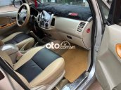 Bán Toyota Innova 2.0G sản xuất năm 2011, màu bạc, 295tr