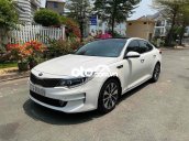 Bán Kia Optima 2.0AT sản xuất 2017, màu trắng