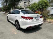 Bán Kia Optima 2.0AT sản xuất 2017, màu trắng