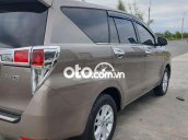 Bán Toyota Innova 2.0E sản xuất năm 2018, màu bạc, giá chỉ 495 triệu