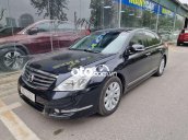 Cần bán gấp Nissan Teana năm sản xuất 2010, màu đen, nhập khẩu nguyên chiếc