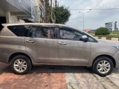 Bán Toyota Innova 2.0E năm 2018, màu nâu, giá tốt