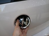 Volkswagen Polo Hatchback 2022 - Giảm 35 triệu tiền mặt kèm những khuyến mãi thêm trong tháng, liên hệ ngay nhận ưu đãi