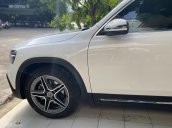 Xe 7 chỗ, BSTP, xe đẹp đi 20.000km rất mới, còn bảo hành, bao check hãng