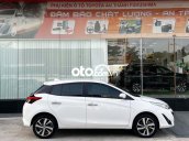 Cần bán lại xe Toyota Yaris 1.5G CVT 2018, màu trắng, xe nhập, giá tốt