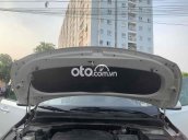 Bán ô tô Kia Sedona 2.2 năm sản xuất 2019, màu trắng