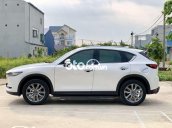 Cần bán gấp Mazda CX-5 2.0 Luxury sản xuất 2022, màu trắng, 905tr