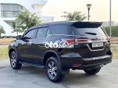 Cần bán lại xe Toyota Fortuner sản xuất năm 2018, màu nâu, nhập khẩu