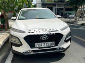 Bán Hyundai Kona 2.0AT sản xuất năm 2019, màu trắng như mới, giá 575tr