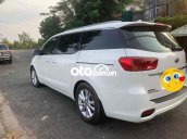 Bán ô tô Kia Sedona 2.2 năm sản xuất 2019, màu trắng