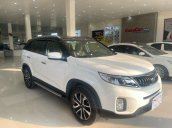 Bán ô tô Kia Sorento Deluxe sản xuất năm 2019, màu trắng