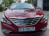 Bán Hyundai Sonata sản xuất 2010, màu đỏ